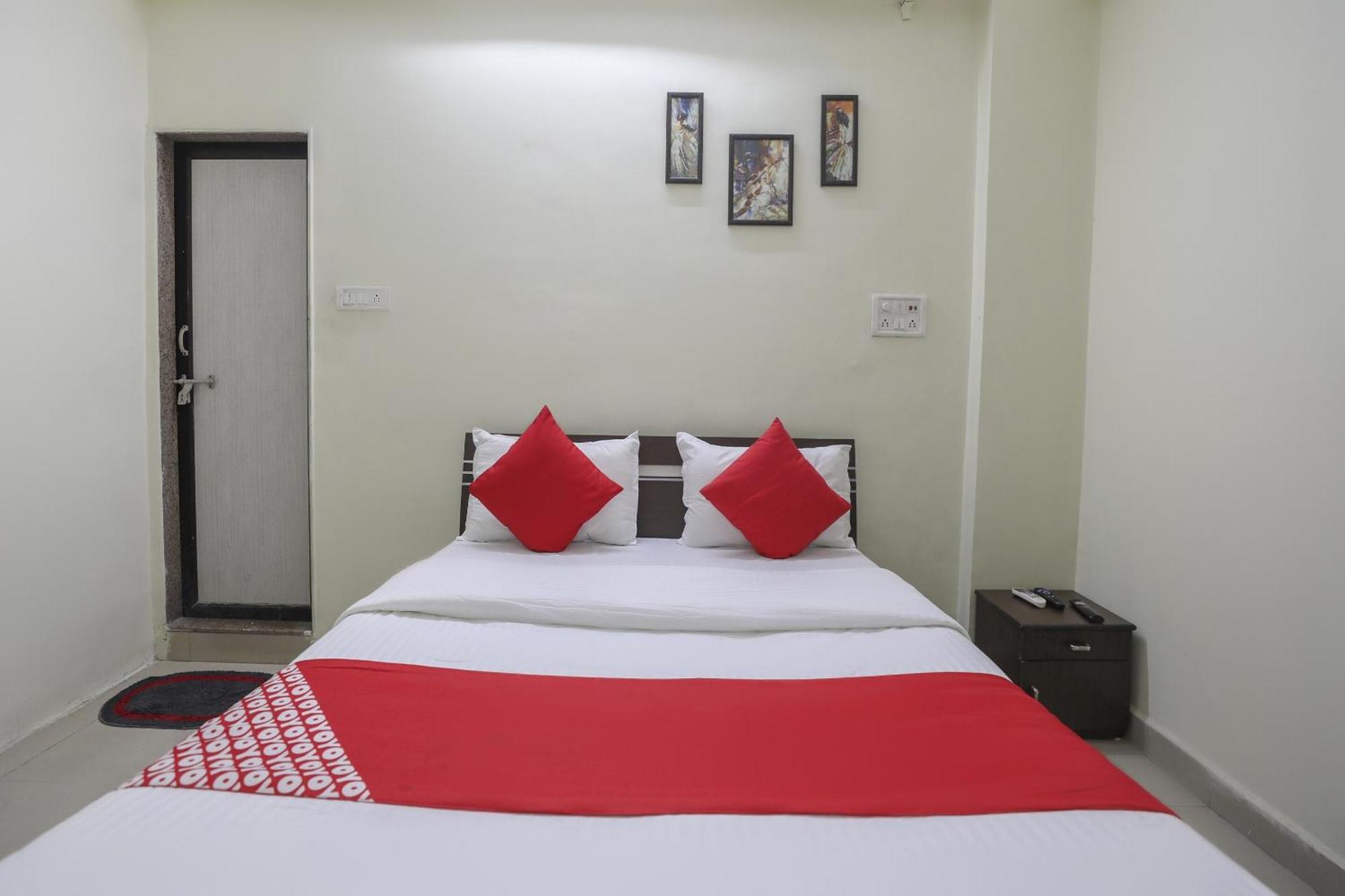 Collection O Shyam Vatika Banquet And Rooms Surat Zewnętrze zdjęcie